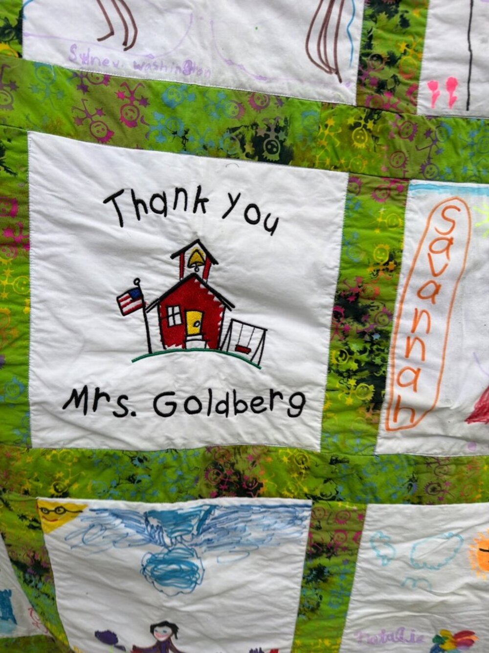 2002 Gregory Heights Elementary Burien WA 1st Grade Memory Throw Quilt 59 x 58 - Picture 4 of 13